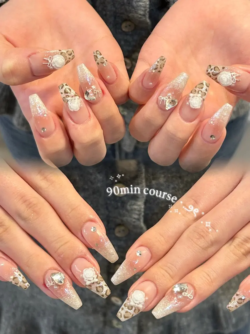 ネイル ハンドネイル ViViA momokaのネイルデザイン