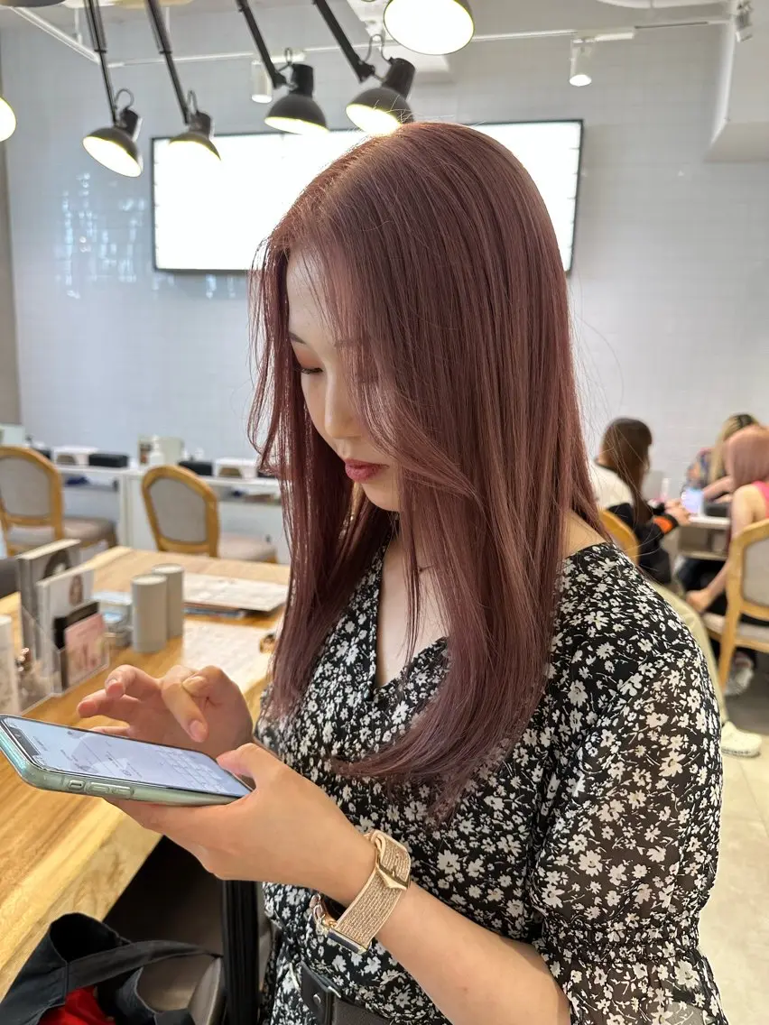 セミロング ヘアカラー 韓国ヘアメンズ・レデ ィース特化ミクのヘアスタイル