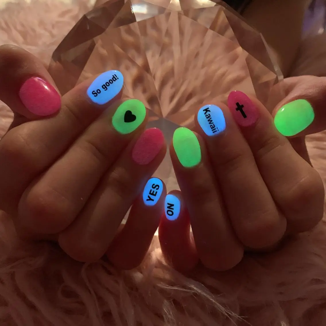 ネイル EMU NAILのネイルデザイン