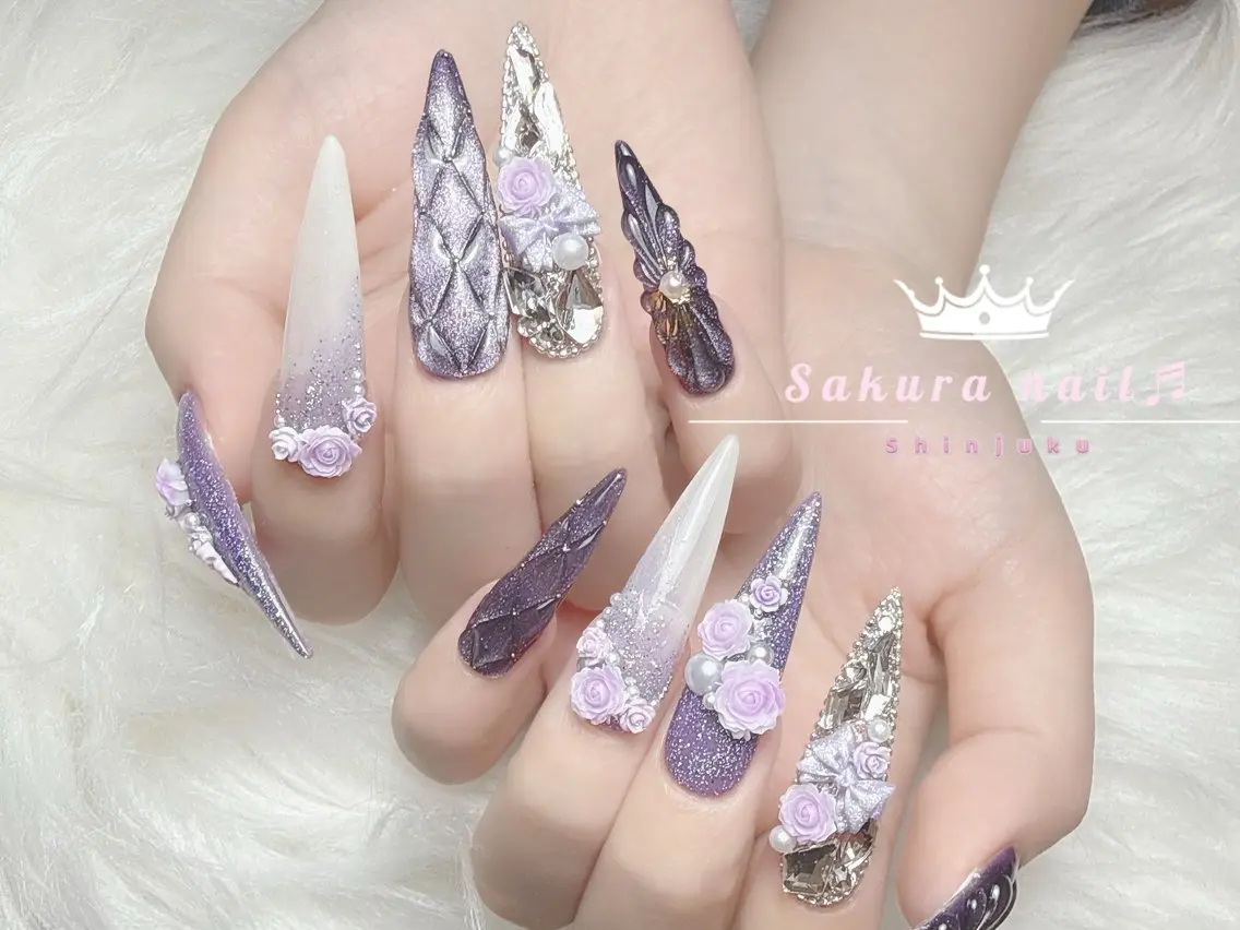 ネイル オーロラネイル クリアネイル フラッシュネイル フレンチネイル ジェルネイル ハンドネイル Sakura Nail Salonのネイルデザイン