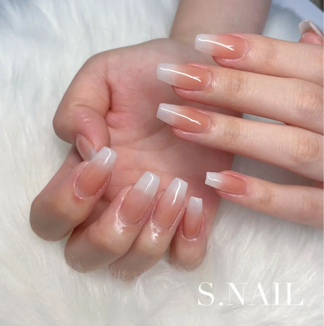 ネイル グラデーション シンプルネイル ハンドネイル S.NAIL Suuのネイルデザイン