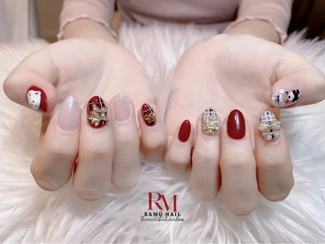 ネイル キラキラネイル マグネットネイル ミラーネイル ワンホンネイル 冬ネイル ハンドネイル RAMU Nail 恵比寿店のネイルデザイン