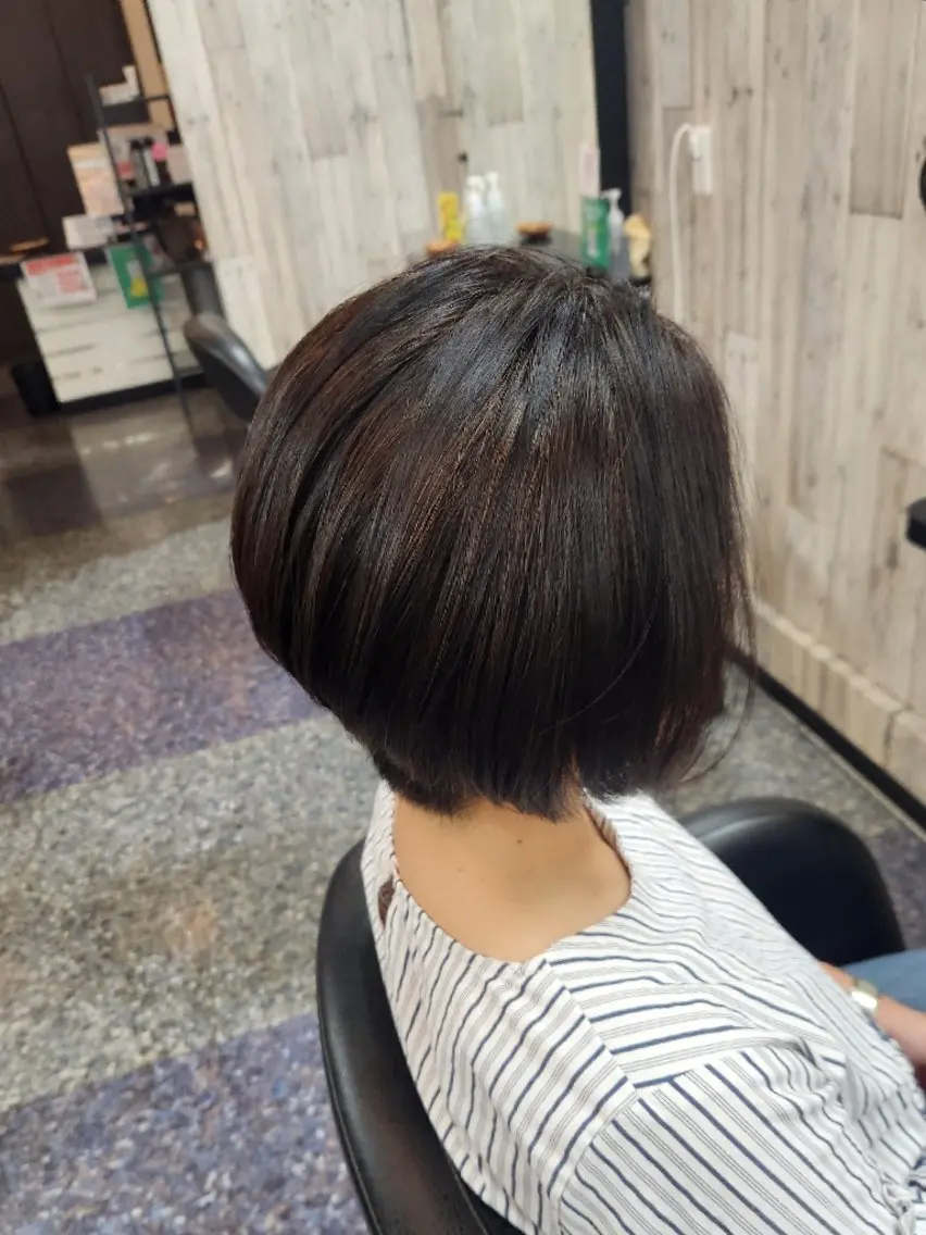 ショート カット トリートメント 岩瀬 未来のヘアスタイル