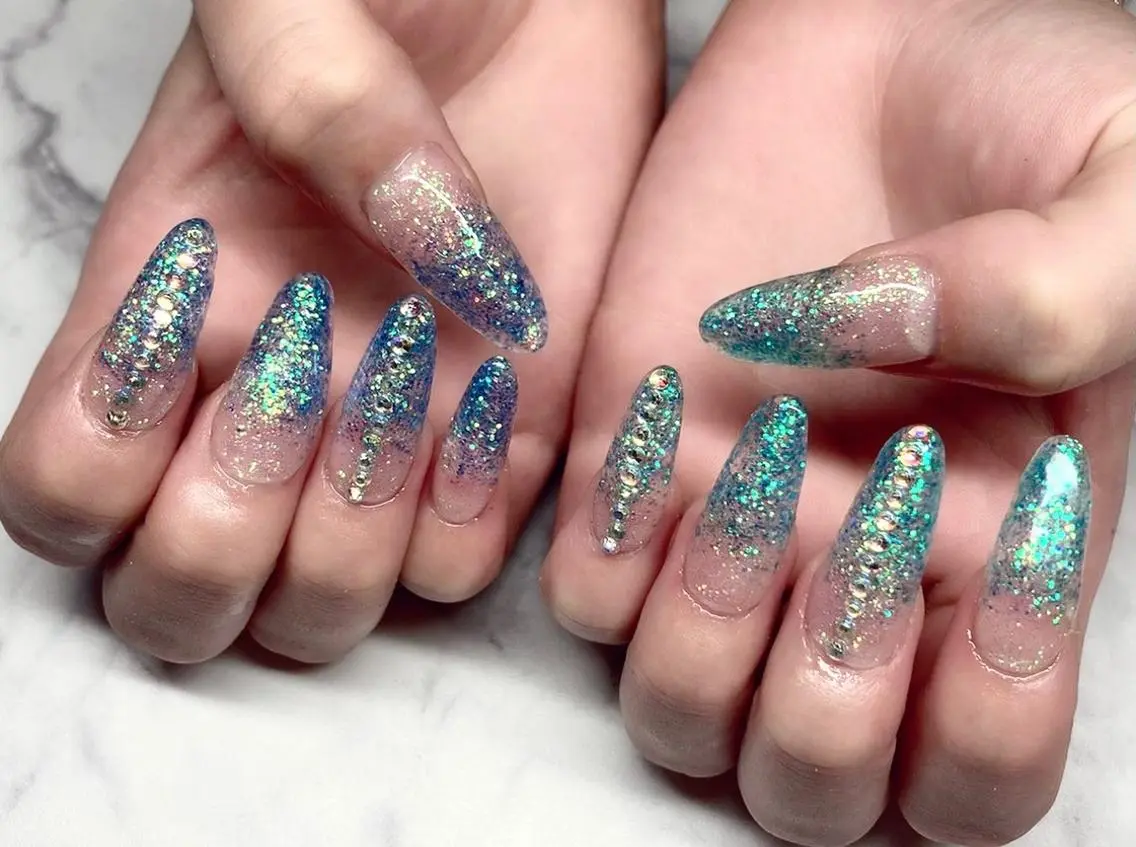 ネイル ジェルネイル パラジェル 夏ネイル ハンドネイル Nail&eye Belire 新宿のネイルデザイン