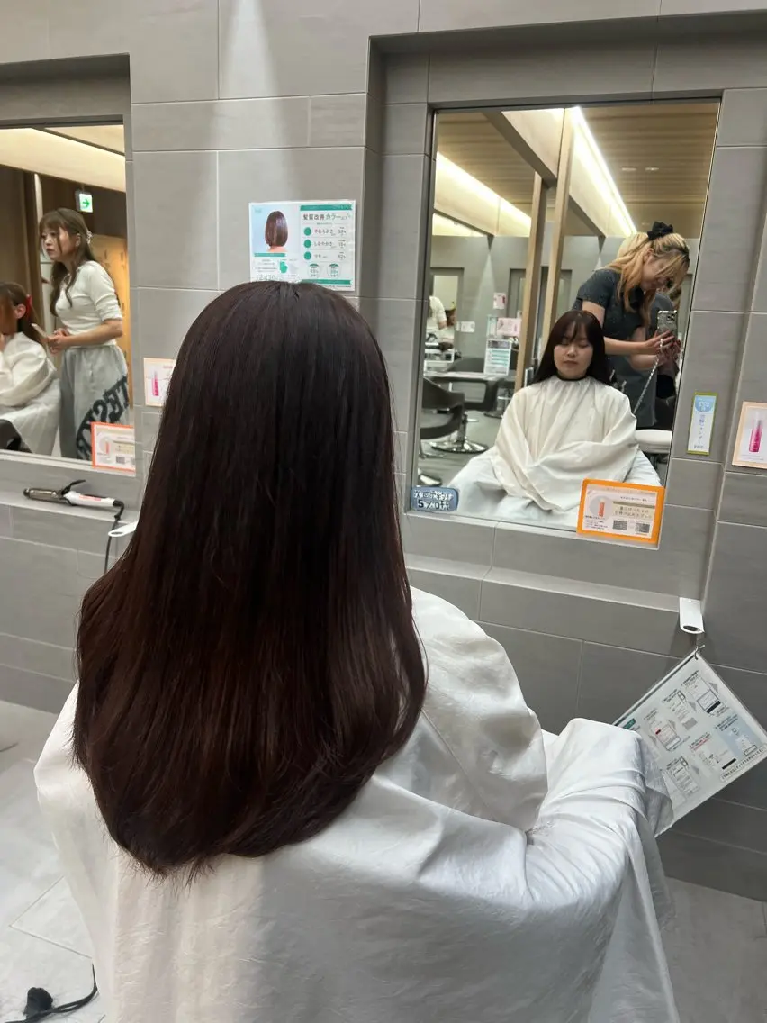 ロング 森川 紗菜のヘアスタイル