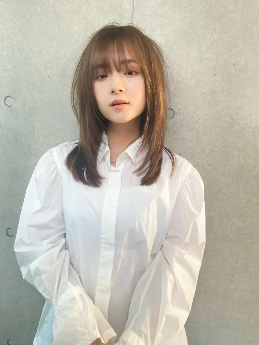 ミディアム レイヤーカット カット ヘアカラー トリートメント KURO/縮毛矯正 /髪質改善/レイヤーのヘアスタイル