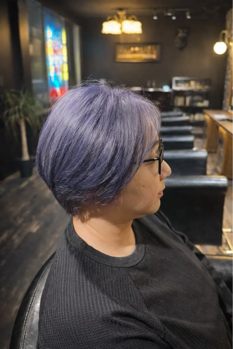 ショート カラー ブリーチ ラベンダーカラー トリートメント ヘアカラー 齋木 陽輝のヘアスタイル