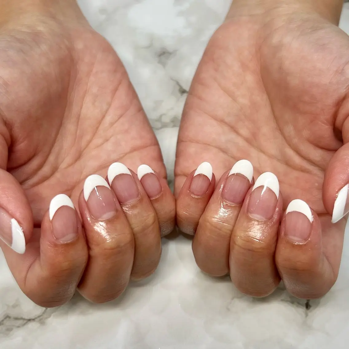 【オフ無し】フレンチ新規ハンドジェル💅🌺の写真