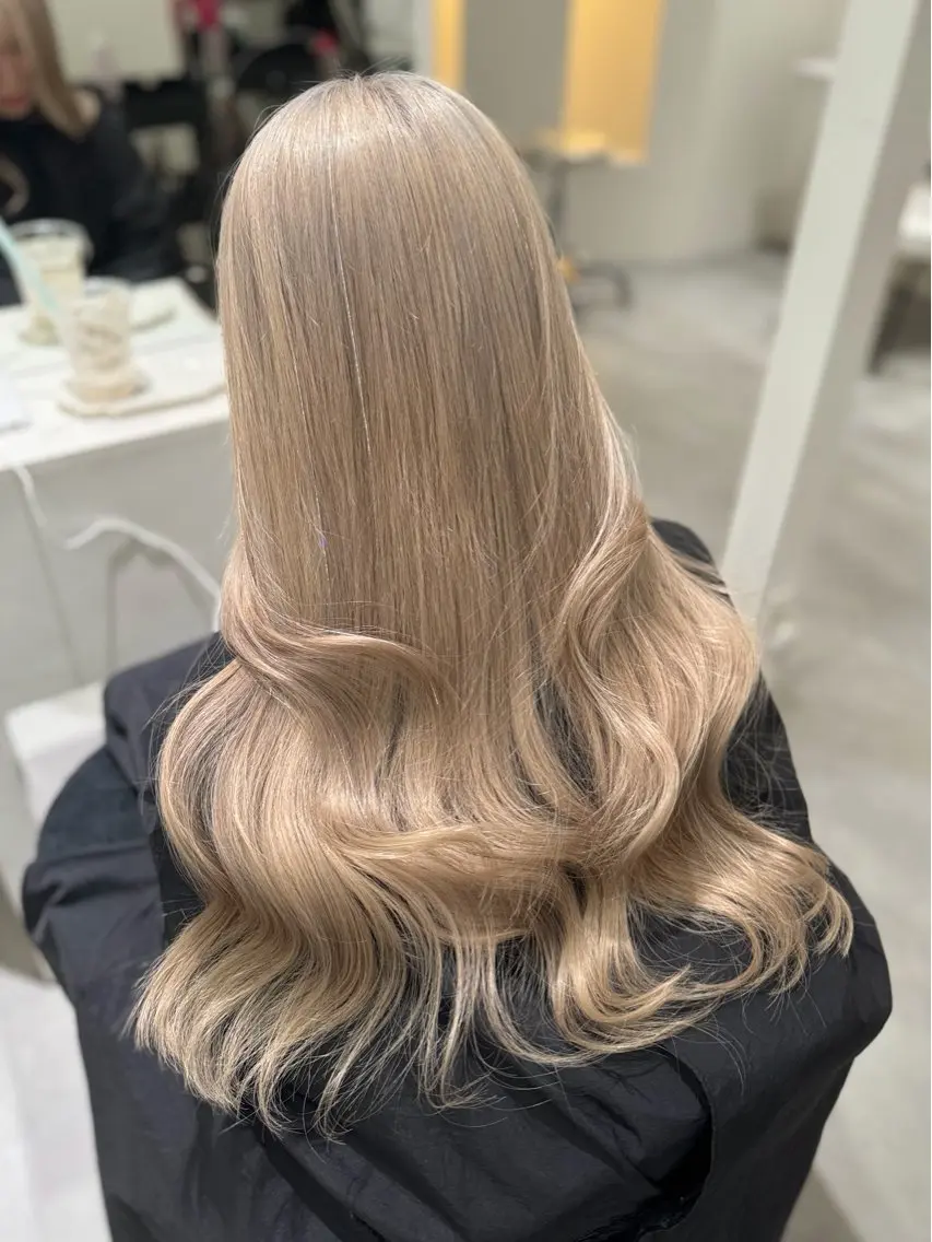 ロング ヘアカラー トリートメント エクステ ORIKA 美容室のヘアスタイル