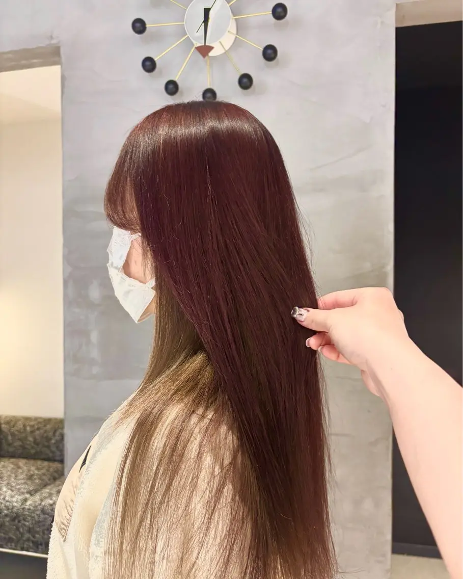 ロング KAREN（ému） 伏見/カットモデルのヘアスタイル
