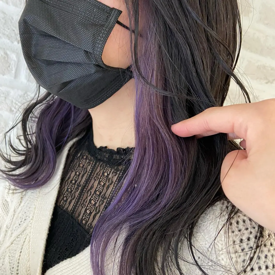 ロング カラー ヘアアレンジ ブリーチ パープルカラー 北岡 慶子 大宮駅西口徒歩3分のヘアスタイル