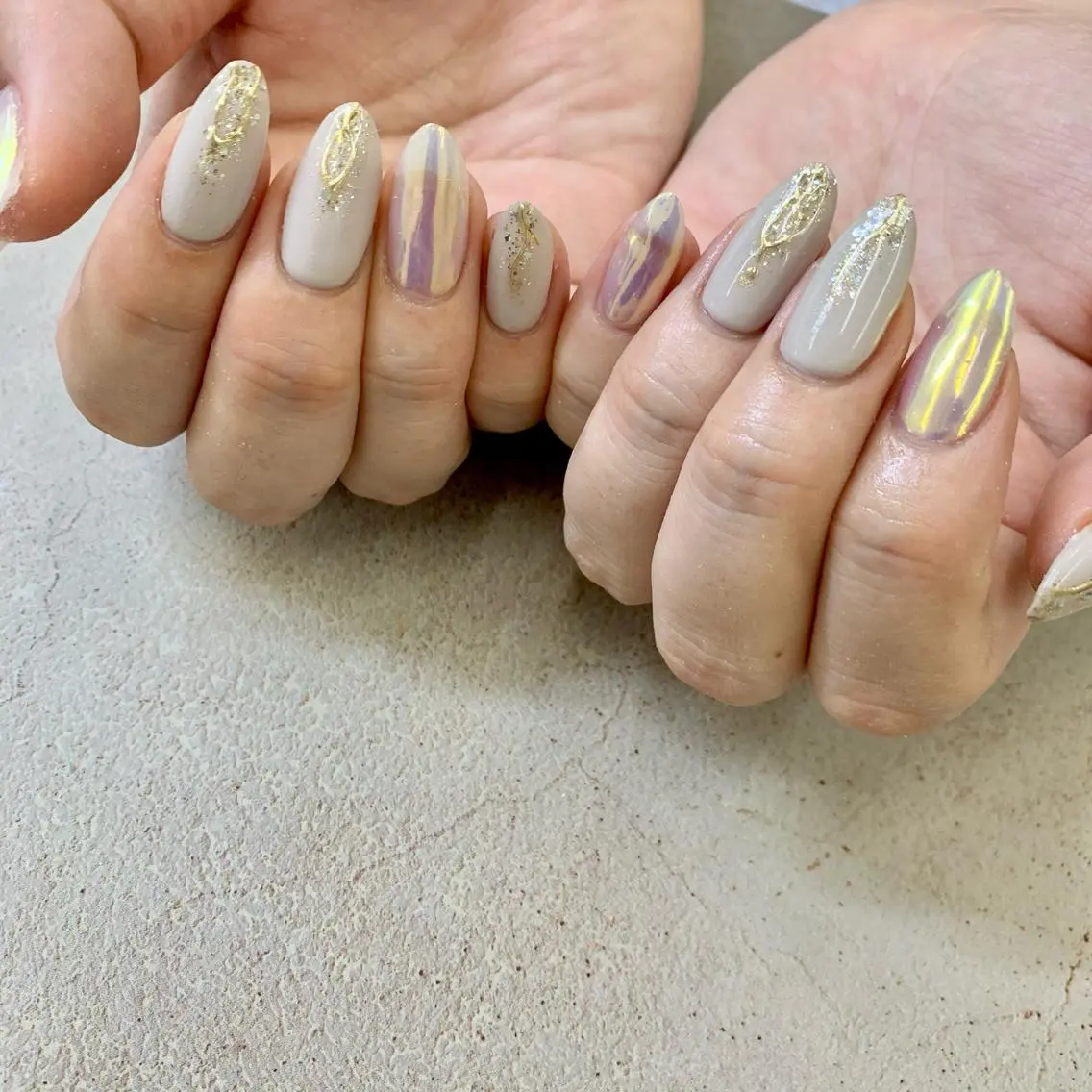 ネイル オーロラネイル ラメ(グリッター) ミラーネイル ハンドネイル nailsalon -Lien-のネイルデザイン