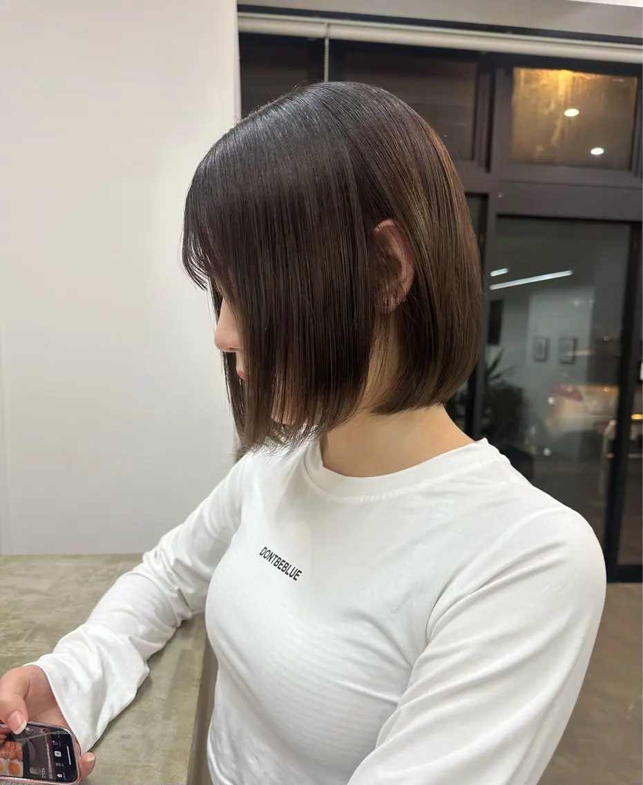 ショート カラー YOSHINO AIKOのヘアスタイル