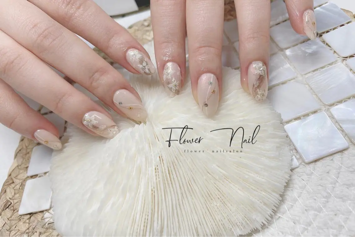 ネイル Flower nailのネイルデザイン