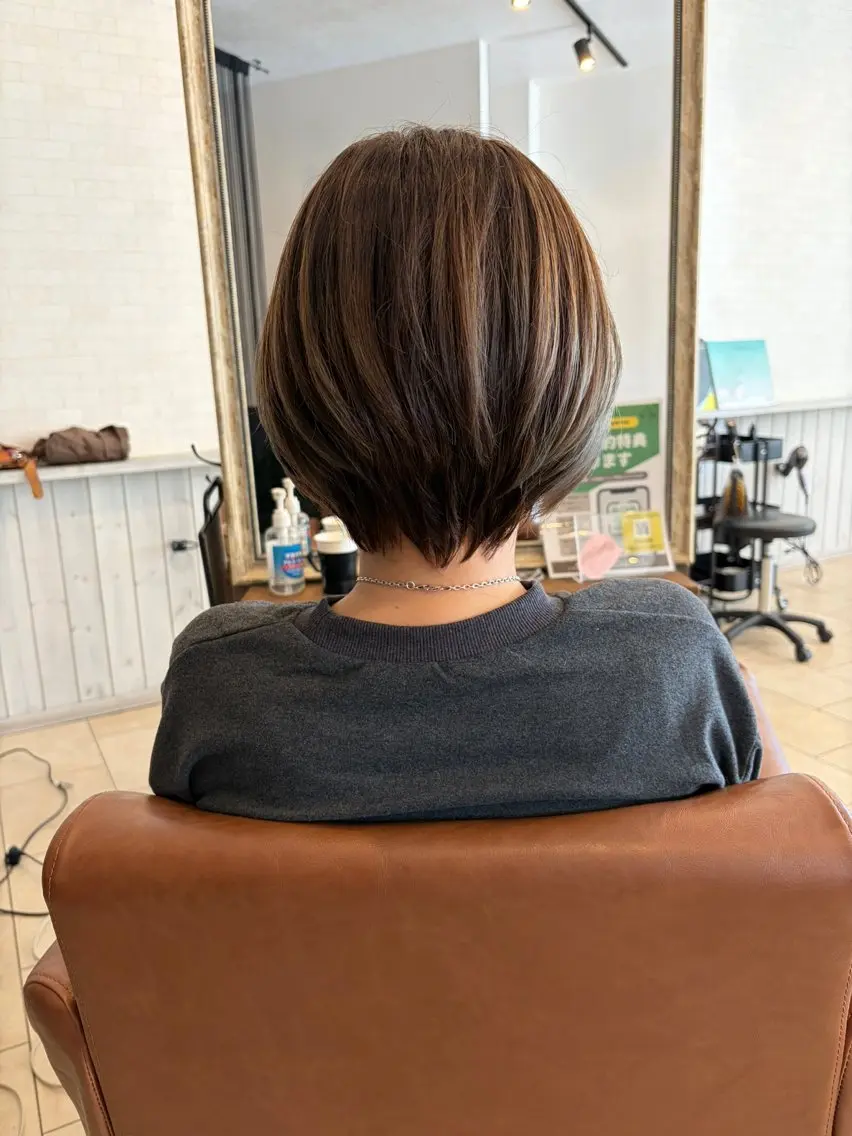 【白髪染め⭕️おしゃれ染め⭕️】カラー(肩下+1100)の写真