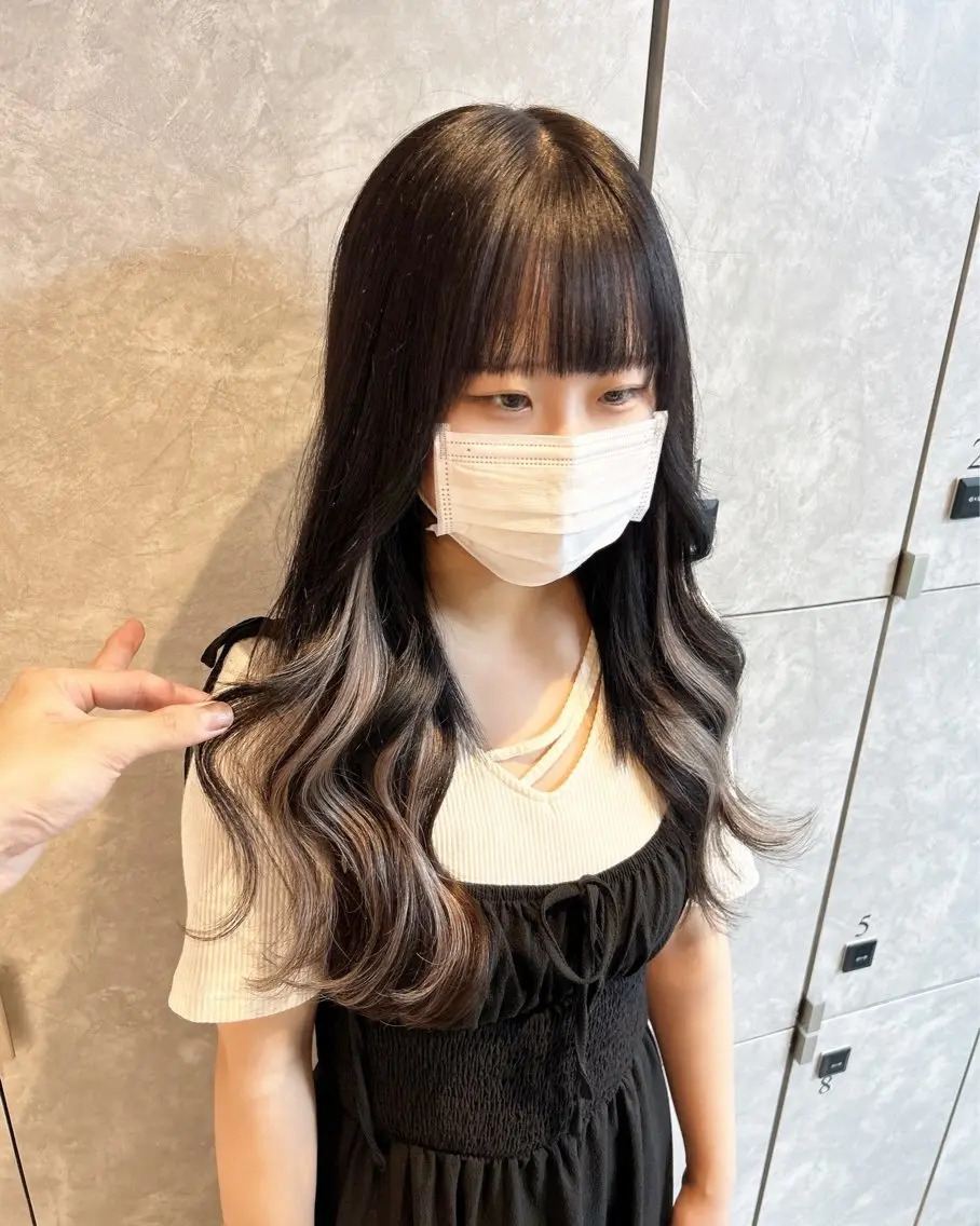 ロング 心斎橋/プルエクステ ハイトーン/カットのヘアスタイル