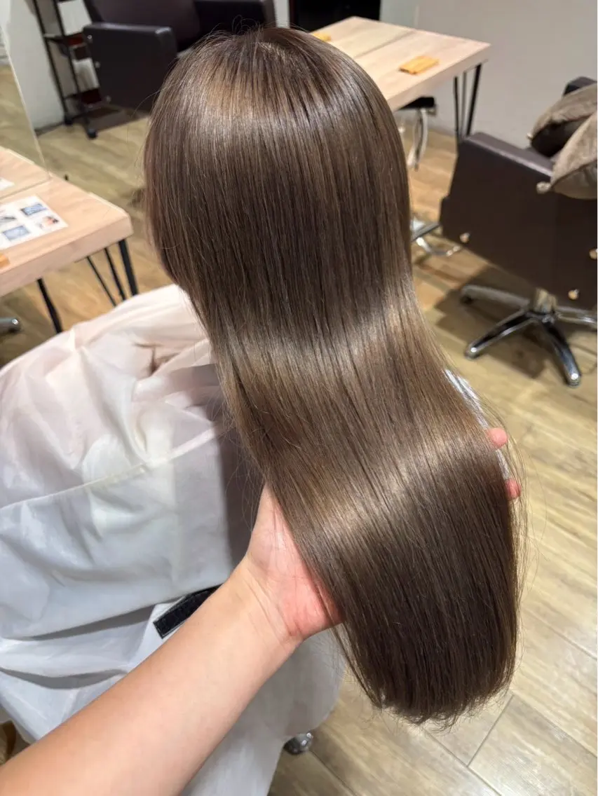 ロング ヘアカラー 川畑 心子のヘアスタイル