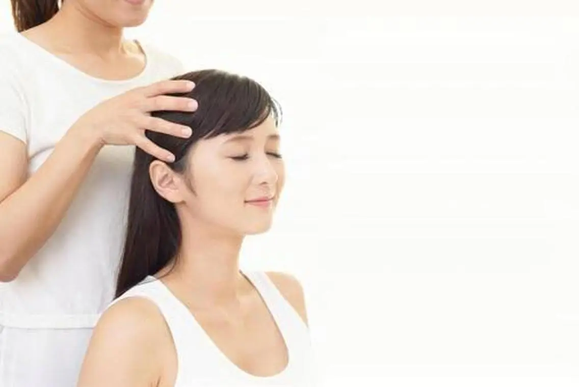 【リラク・当店の人気メニュー✨】ドライヘッドスパ💆🏻♀️+首肩セラピー \顔・首・肩周りまとめてすっきり◎ /の写真