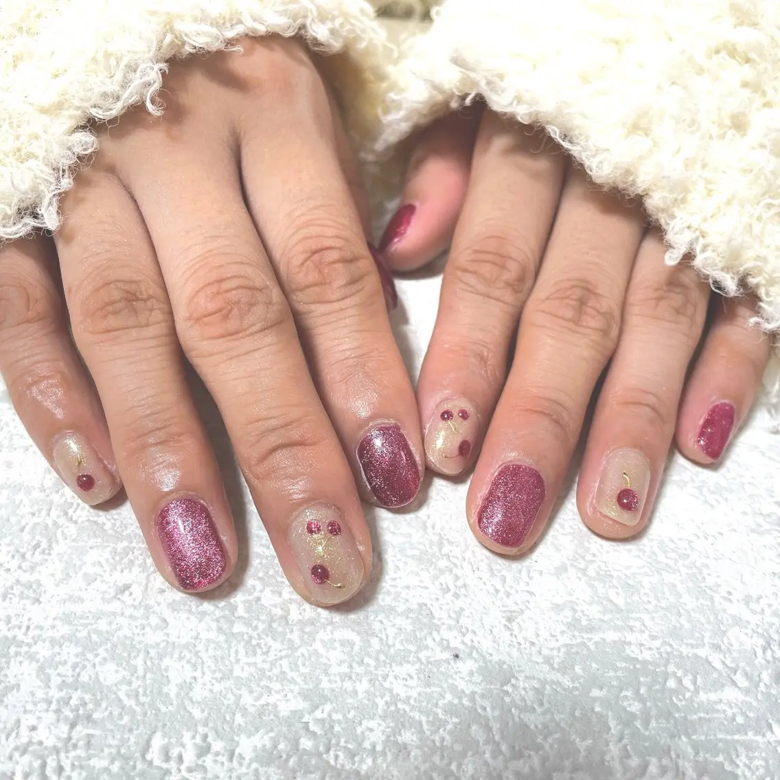 ネイル オーロラネイル フットネイル フレンチネイル ジェルネイル 韓国ネイル ハンドネイル mogunail &blowのネイルデザイン