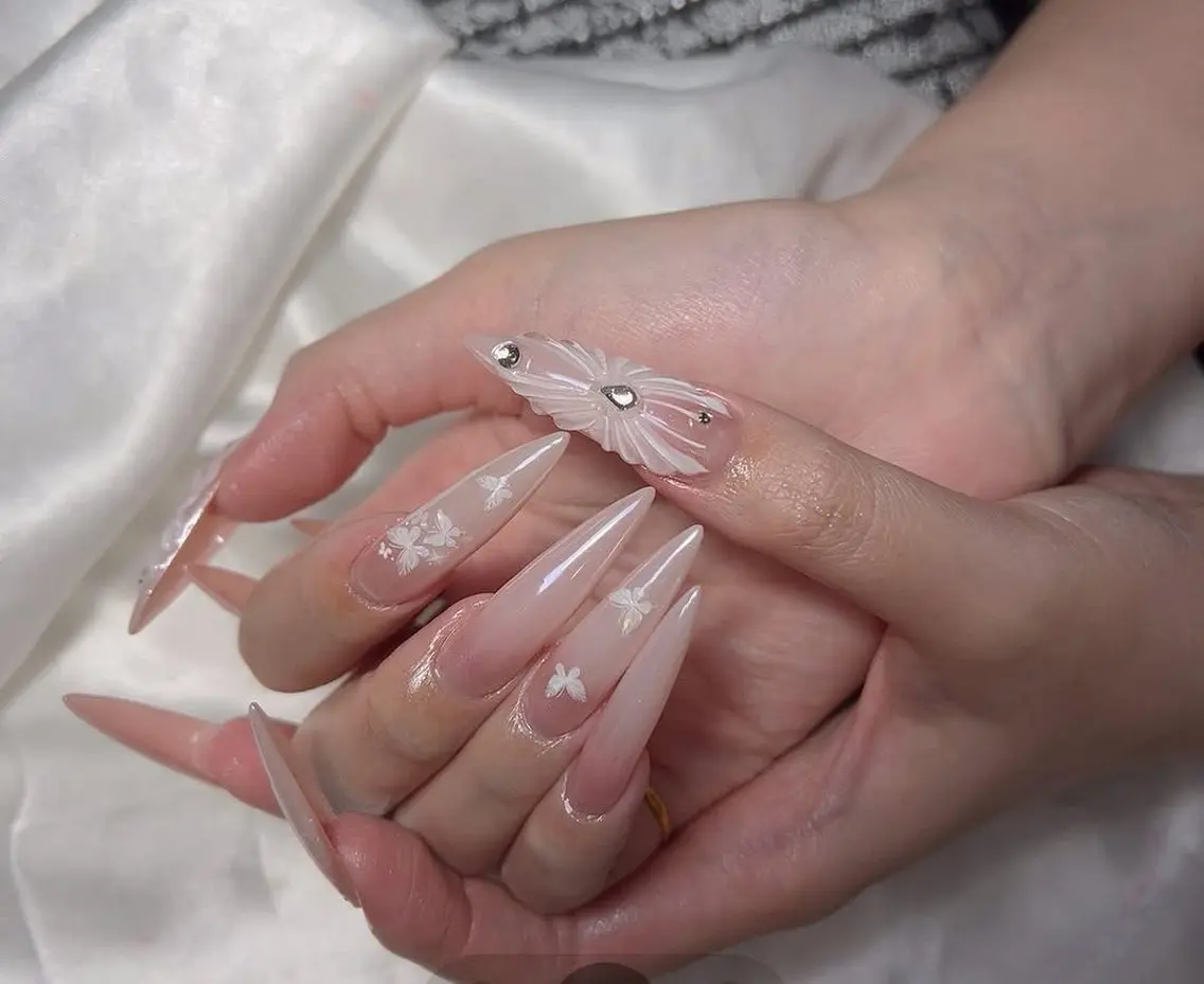 ネイル チークネイル フットネイル フレンチネイル グラデーション 韓国ネイル YUKI NAILのネイルデザイン