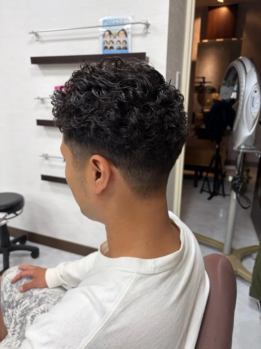 パーマ メンズ メンズパーマ カット パーマ 三浦 瑠美のヘアスタイル