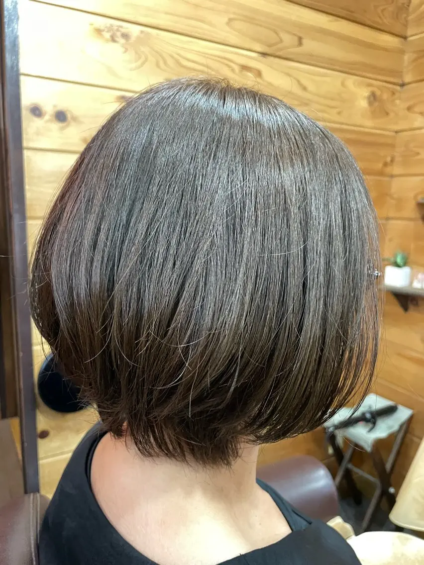 ミディアム カラー ベージュカラー ボブ トリートメント 小島 直哉のヘアスタイル
