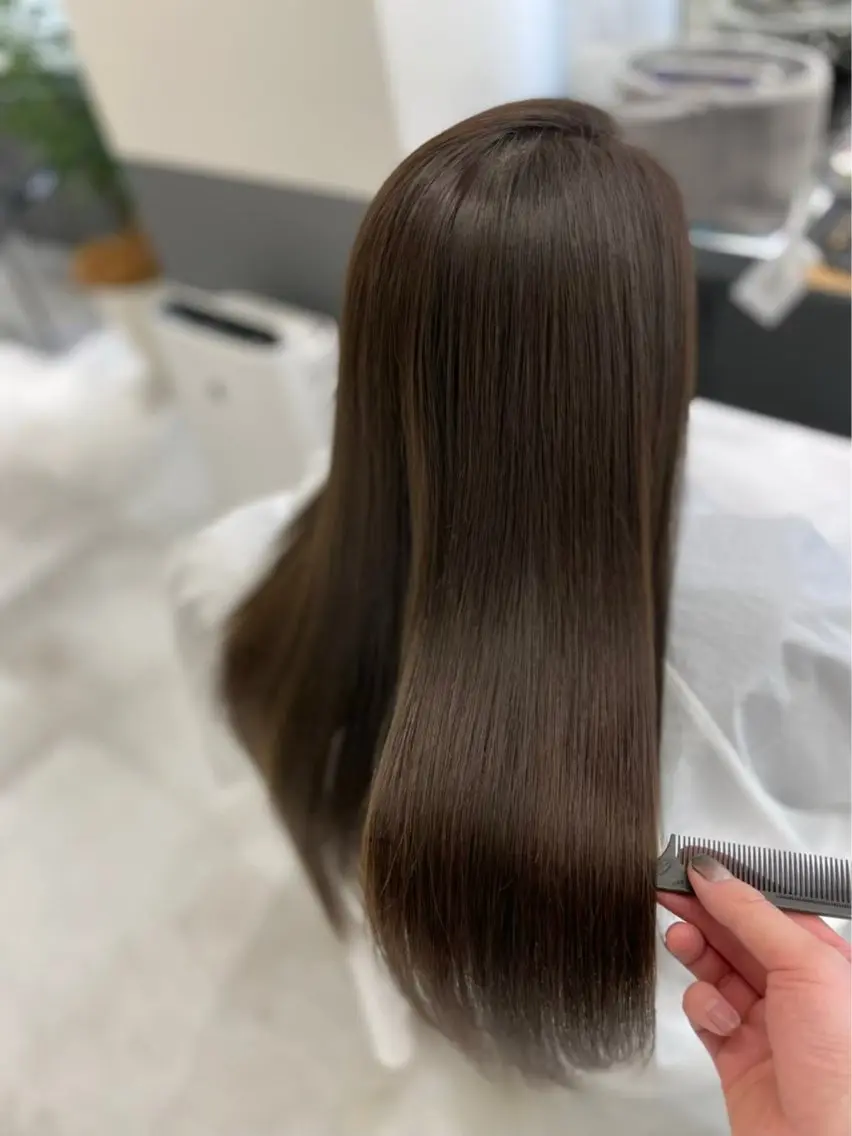 ロング 縮毛矯正 YUDAIブリーチ• カラー/心斎橋•難波のヘアスタイル
