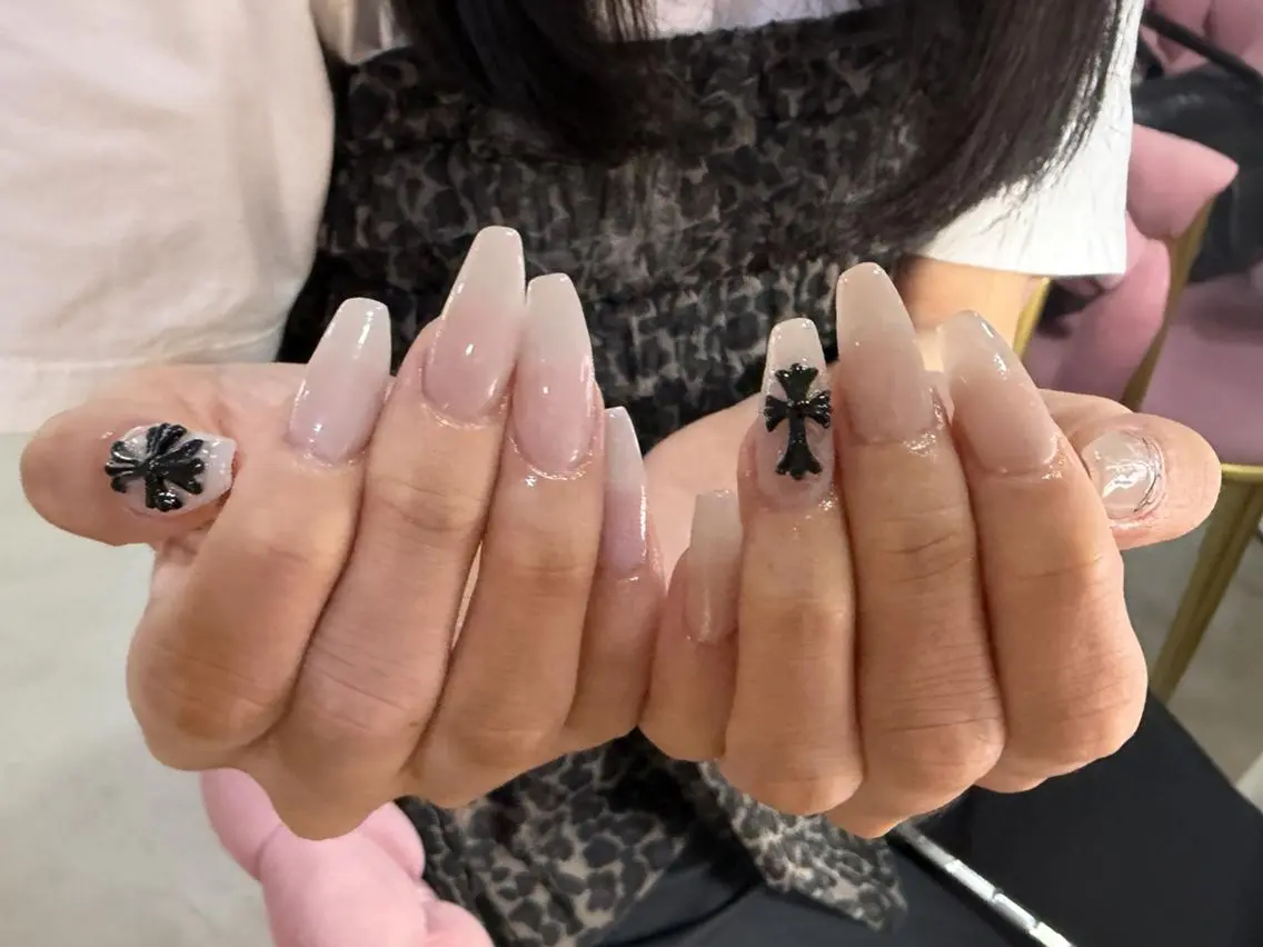 ネイル ハンドネイル ゆり T&Bネイル渋谷店のネイルデザイン