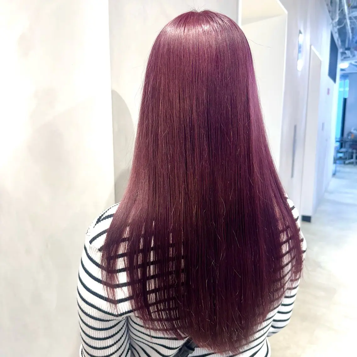 ロング カット ヘアカラー トリートメント デザインカラー/パー マ🦖外岡咲希🦖のヘアスタイル
