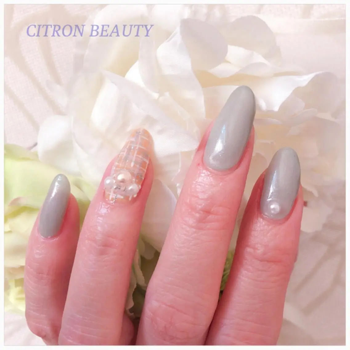 ネイル ツイードネイル CITRON NAIL💅練習生のネイルデザイン
