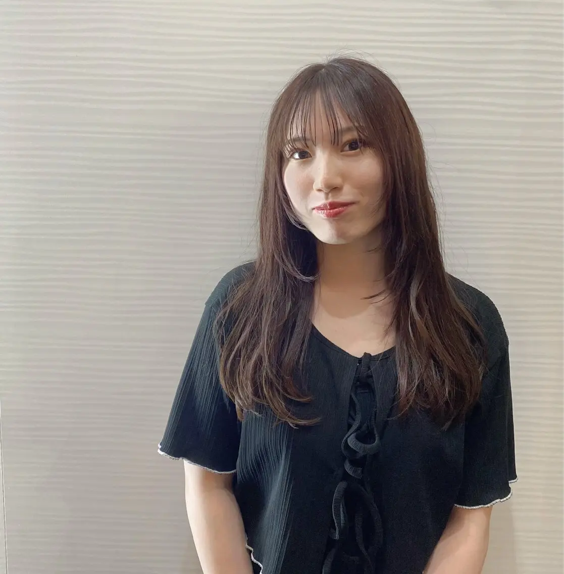 ロング 顔まわりレイヤー 顔周りカット レイヤーカット 冨樫 怜央のヘアスタイル