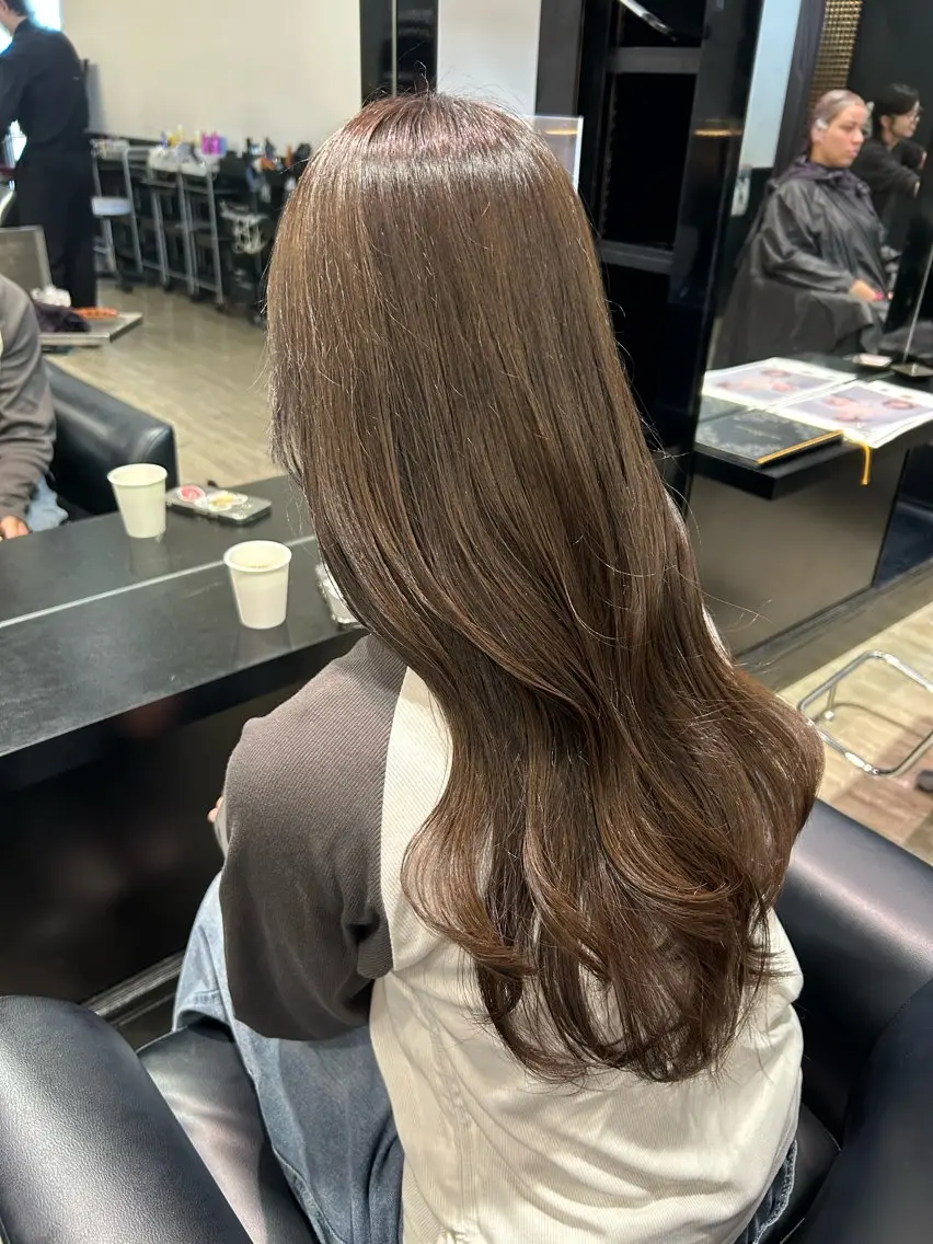 ロング カラー ベージュカラー ブリーチ ダブルカラー ブリーチなしカラー カット ヘアカラー トリートメント ishizuka toaのヘアスタイル