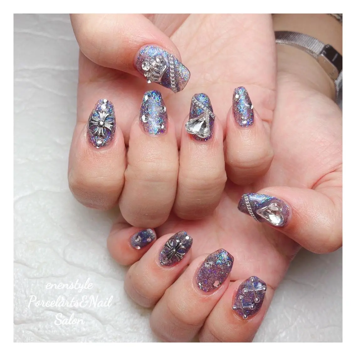 ミディアム ネイル 🐾enen style 🐾のネイルデザイン