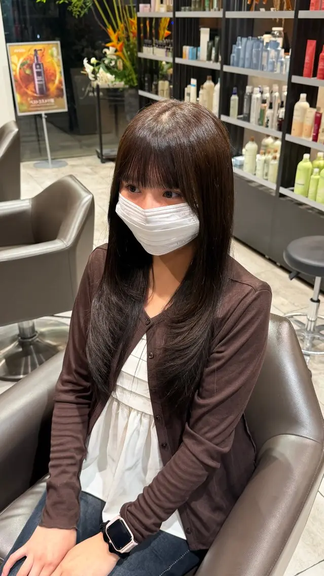 ロング レイヤーカット 篠田 奈々のヘアスタイル