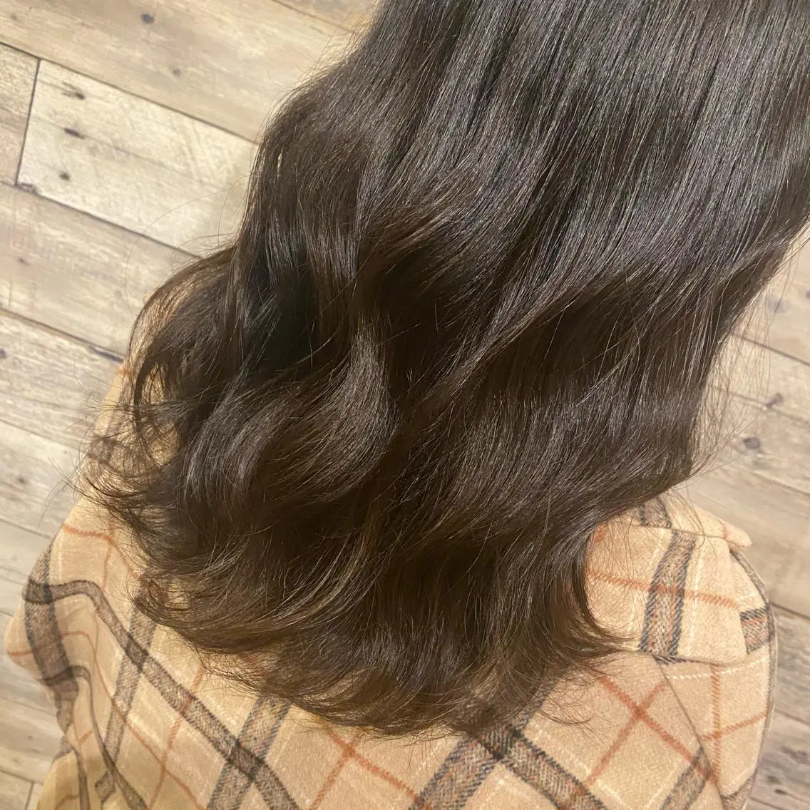 カラー ブリーチ ブラウンカラー ブリーチなしカラー オリーブブラウン Ecre hair SARAのヘアスタイル