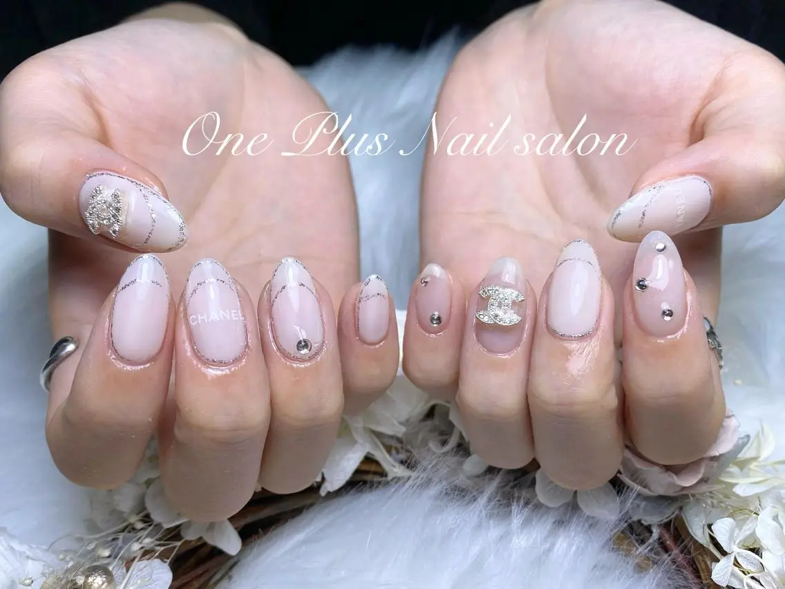 ネイル チークネイル ハート キラキラネイル ピンク スカルプネイル ハンドネイル ハンドケア One Plus Nail Salonのネイルデザイン