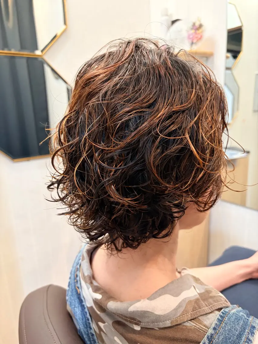 ミディアム ミディアムパーマ カット 河内山本駅近く エム ウォークのヘアスタイル