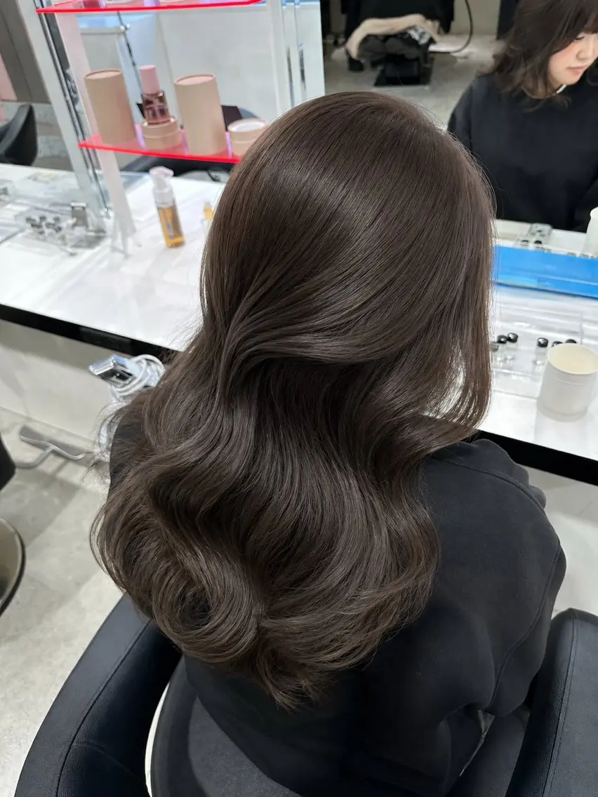 ロング カラー ヘアカラー 透明感・トレンドヘア 🫧齋藤拓未🫧のヘアスタイル