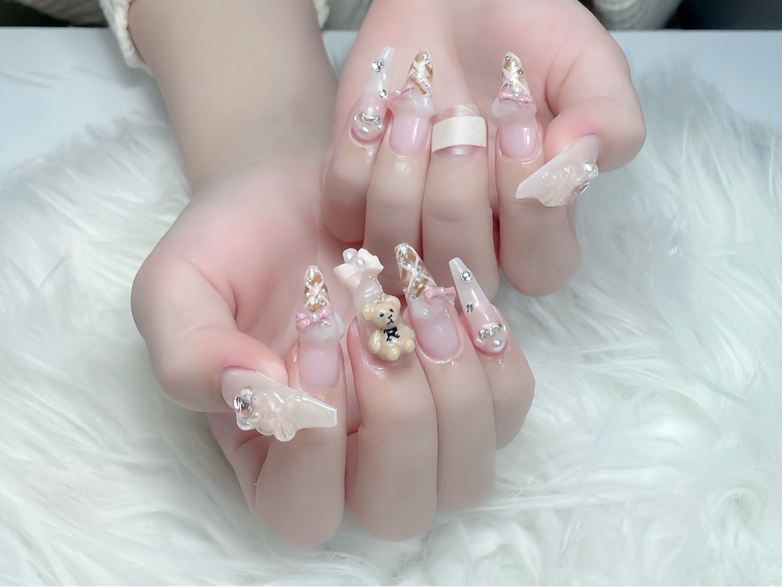 ネイル アニマル柄 べっ甲ネイル ブルー ボルドー ブラウン ハンドネイル Rin Nail 新大久保店のネイルデザイン