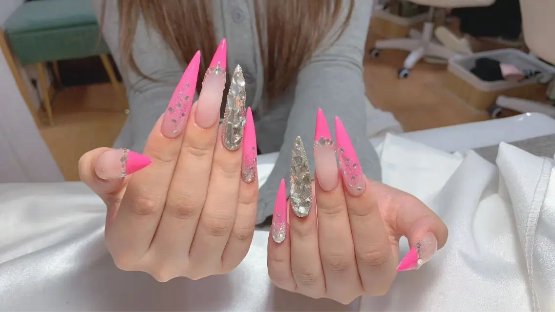 ネイル Infinity Nail salonのネイルデザイン