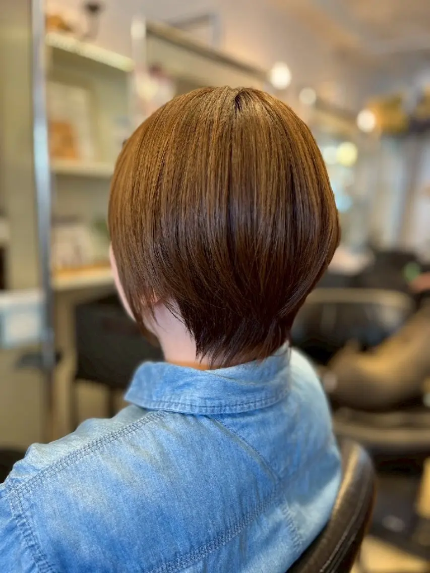ショート ヘアカラー トリートメント 椎橋 美帆野のヘアスタイル