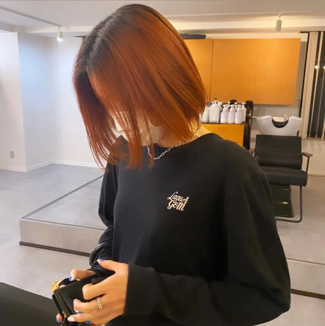 ミディアム 南堀江レイヤーカット MIKU🍒のヘアスタイル