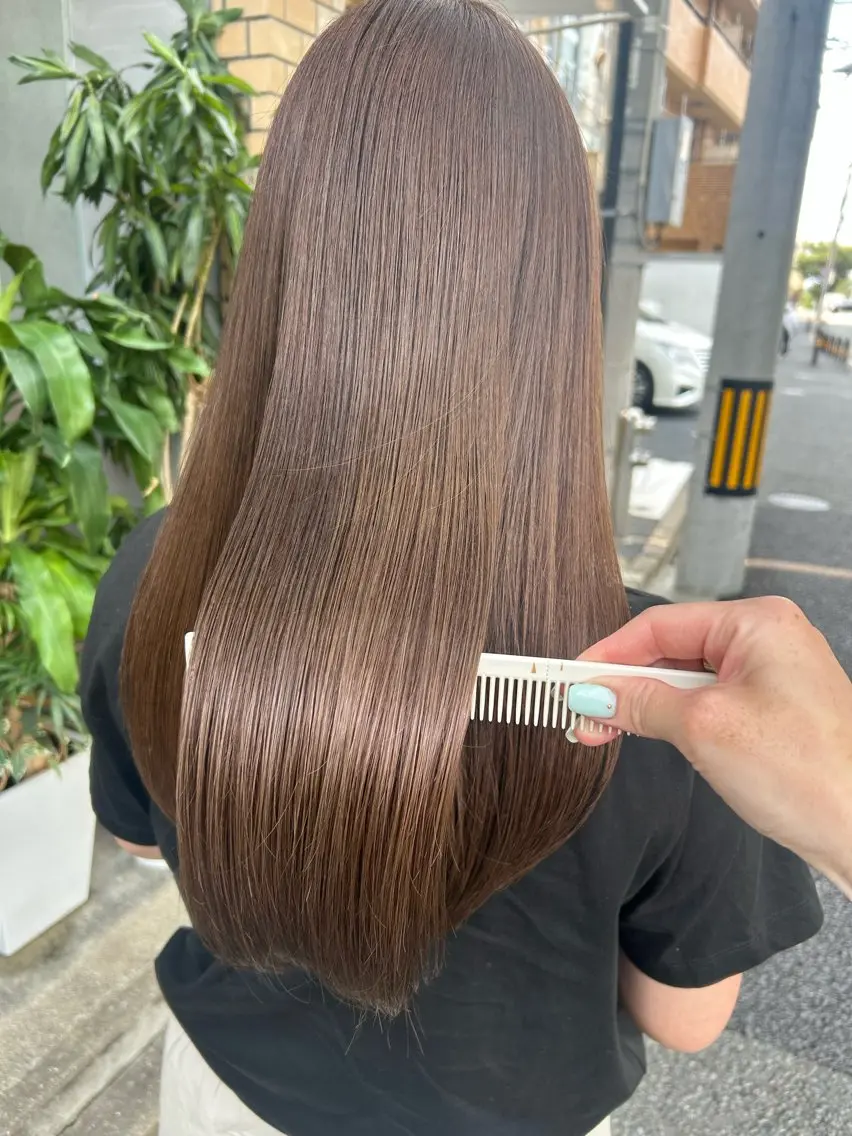 ロング カラー 井手 素子のヘアスタイル