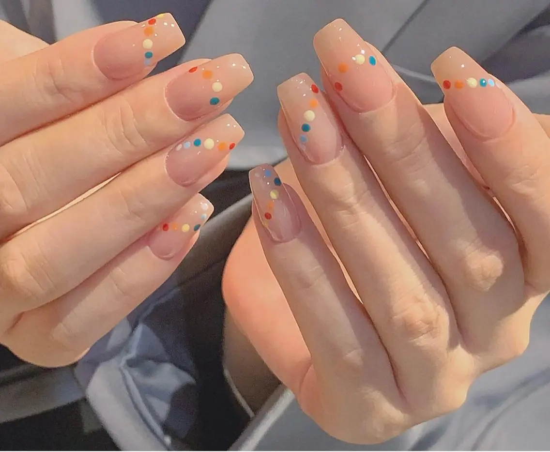 ネイル miu miuのネイルデザイン
