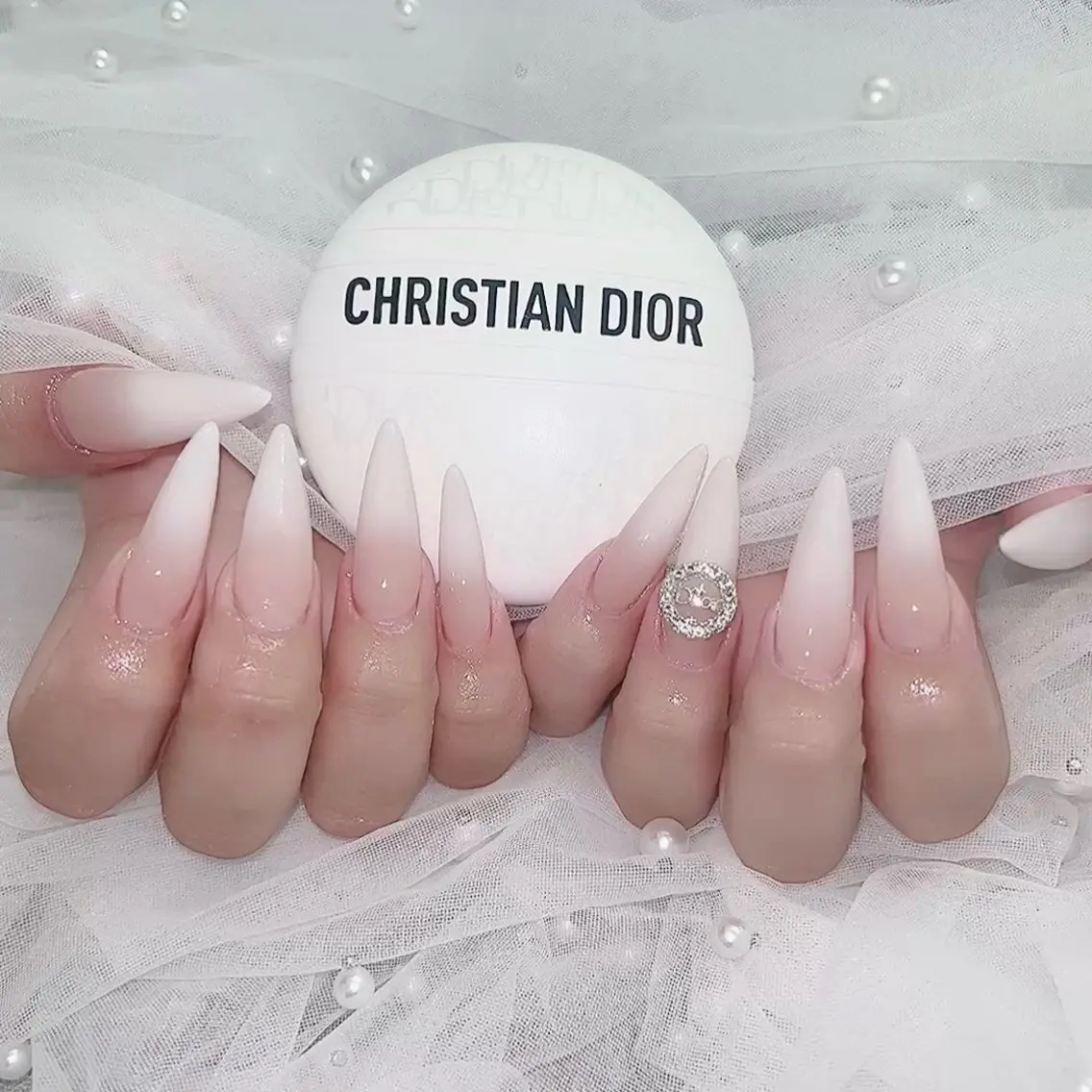 ネイル ハンドネイル merci nailのネイルデザイン