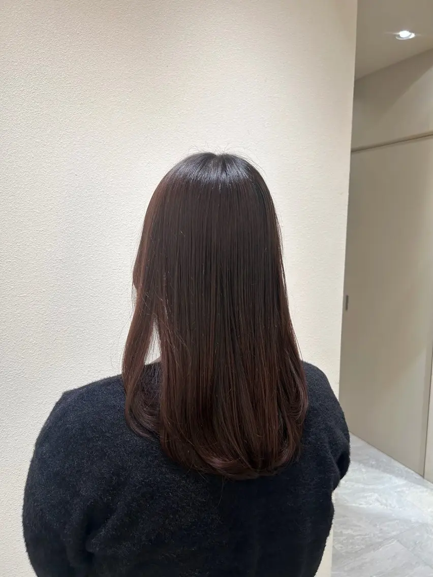 ミディアム レイヤーカット ローレイヤー 中川 結花のヘアスタイル
