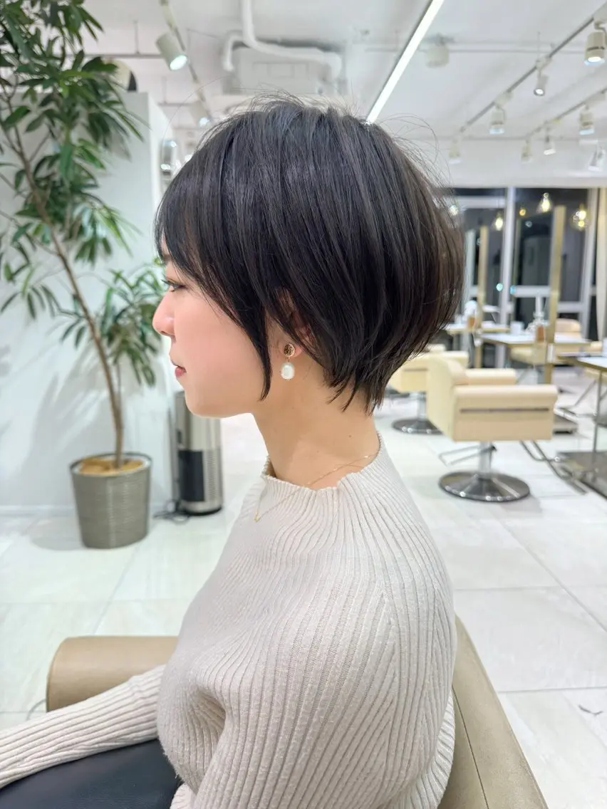 ショート 🍯小顔ショート/ レイヤー/みゆ🍯のヘアスタイル