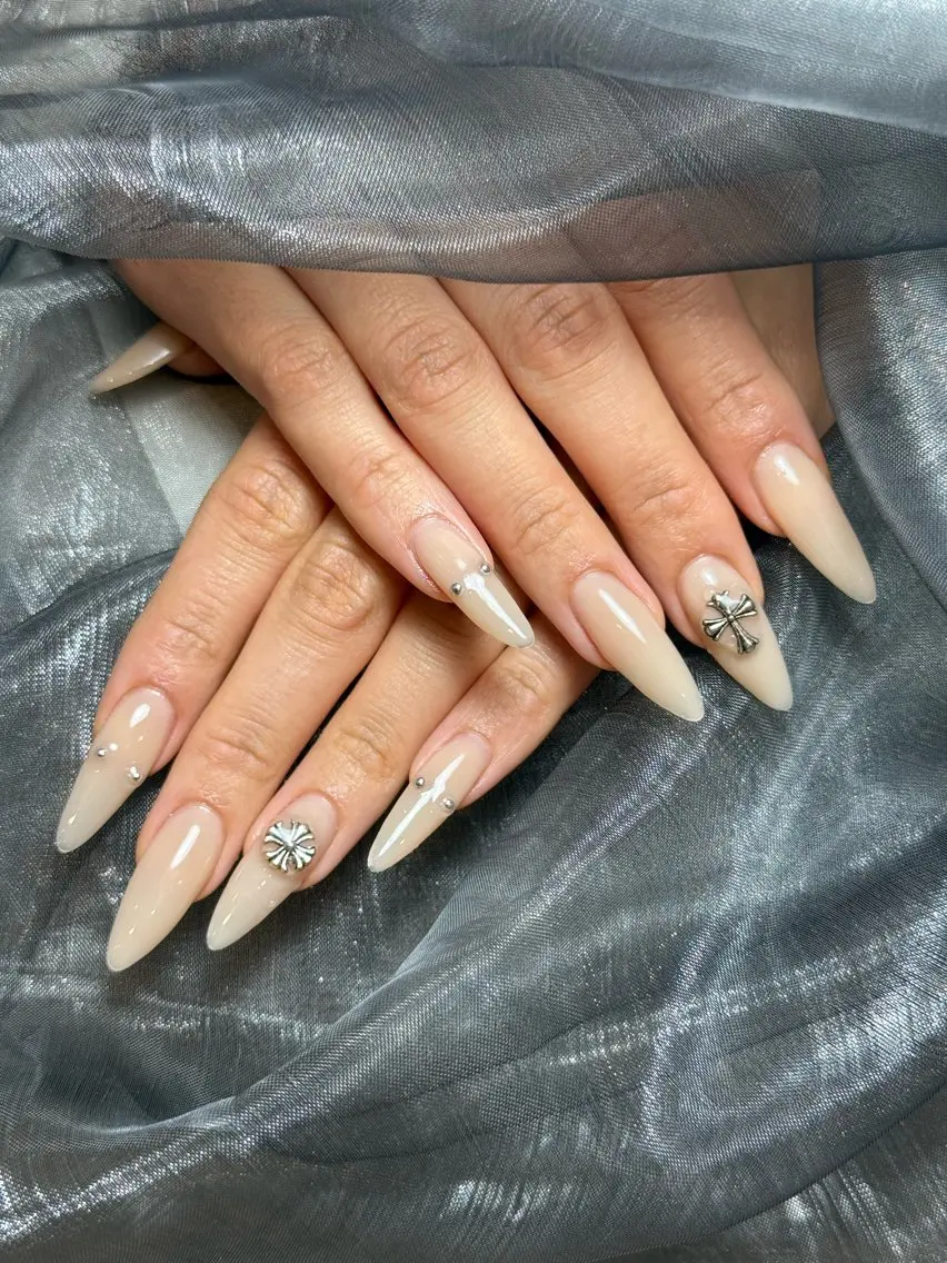 💅【期間限定】チップ長さだしワンカラーorラメグラデーション【パーツ2個付き】の写真
