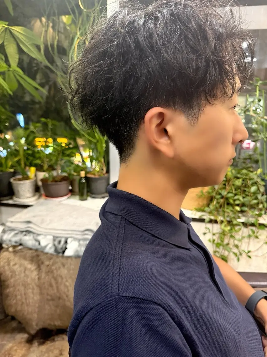 ショート パーマ メンズ ショートヘア カット パーマ トリートメント 渋谷宮益坂 omoのヘアスタイル