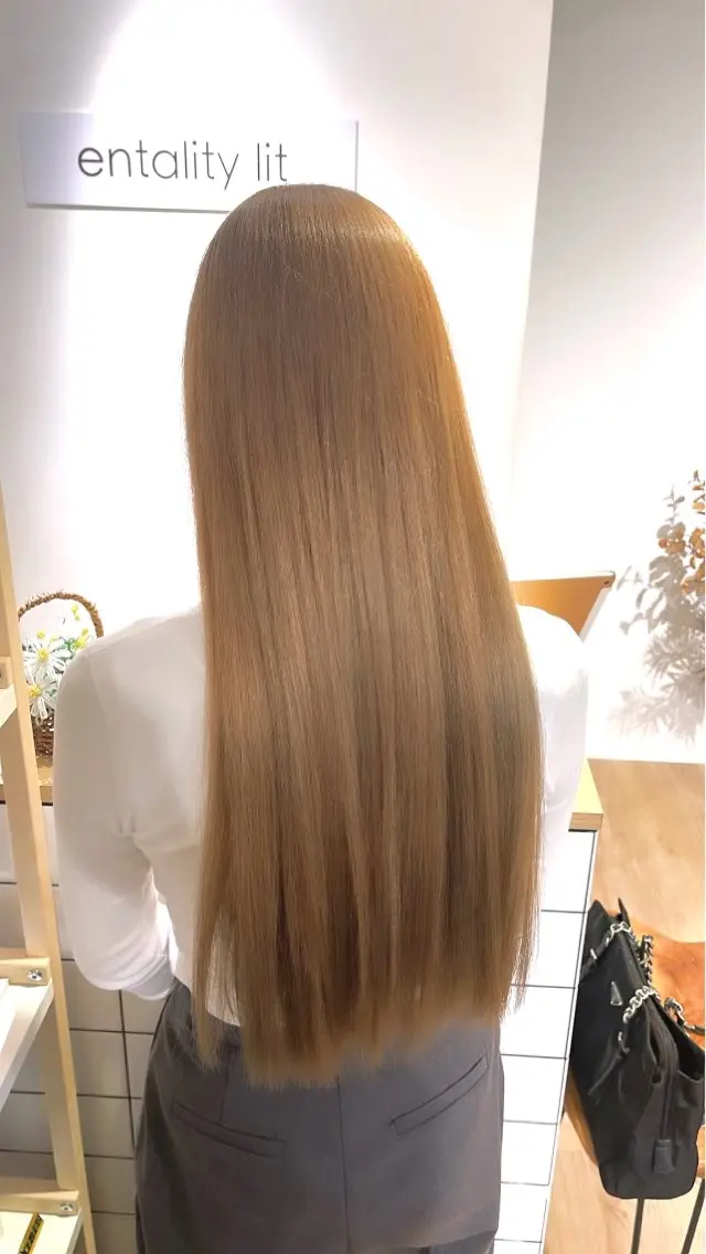 ロング カラー ブリーチ ANDIAMO SAKAE🍁楓のヘアスタイル